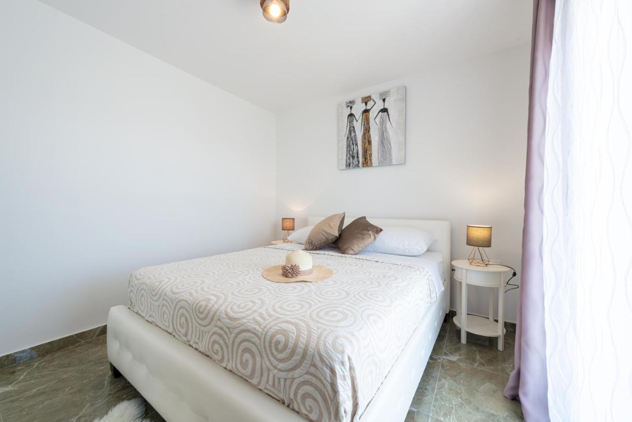 Golden Seaview Holiday Home Mlini Dış mekan fotoğraf